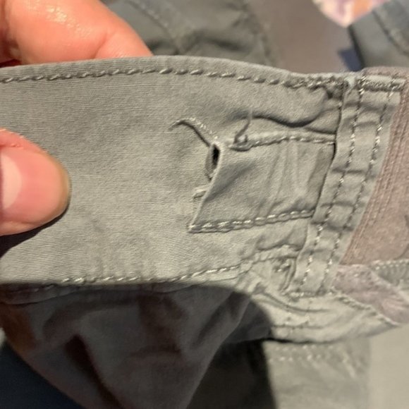 D/C Grey Shorts Size 30 - Picture 6 of 6